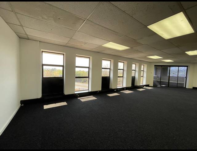 400M² OFFICE TO LET IN HURLINGHAM